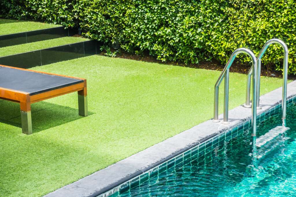 outdoor swimming pool